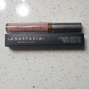Anastasia Beverly hills liquid lip pure hollywood